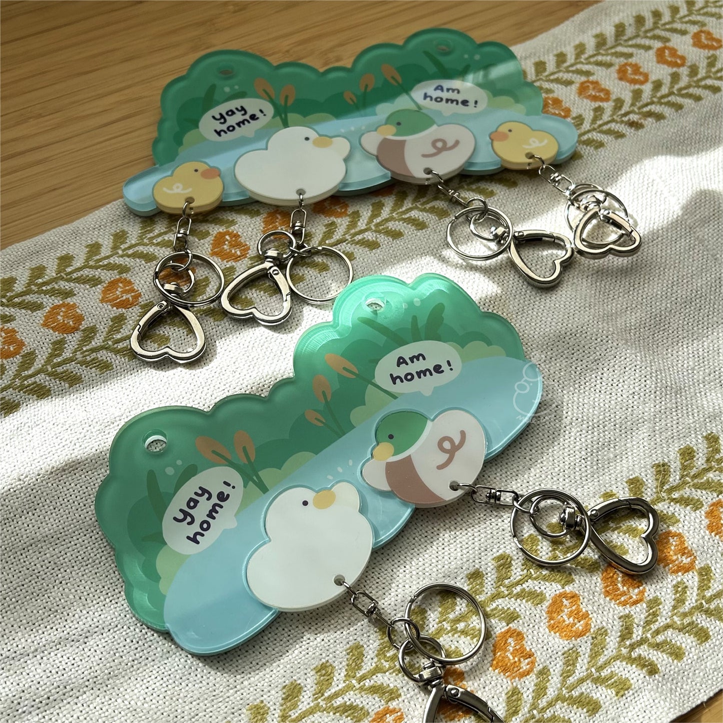 *UPGRADED* Magnetic Acrylic House Key Holder "The Ducks Family" - 2 Duck