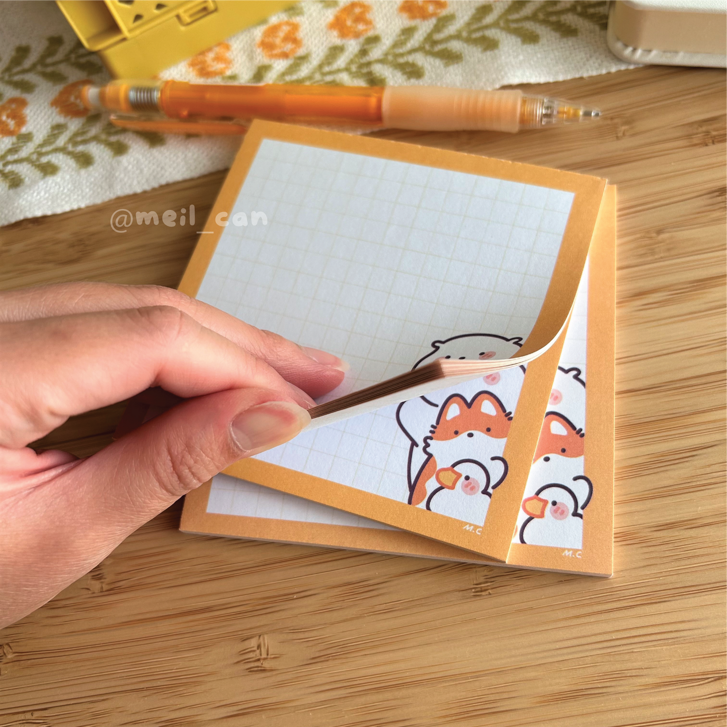 Hey You! The Peeking Trio - Duck, Corgi, Polar Bear Square Notepad