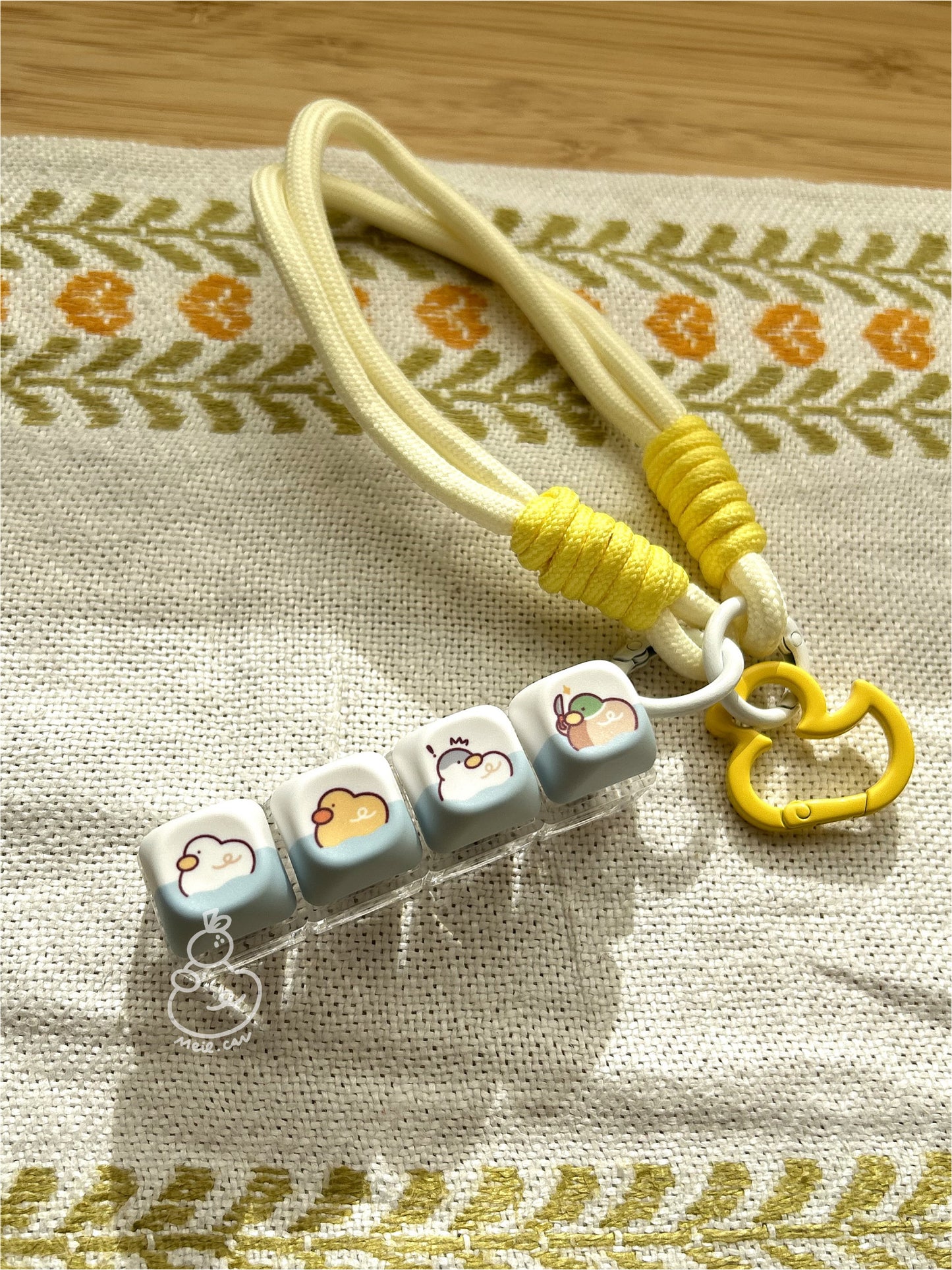 Swimming to Get You - 4 Buttons RGB Lights Clicky Keycap Keychain